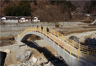 陜西佛坪茅以升公益橋——鐵道工程師橋